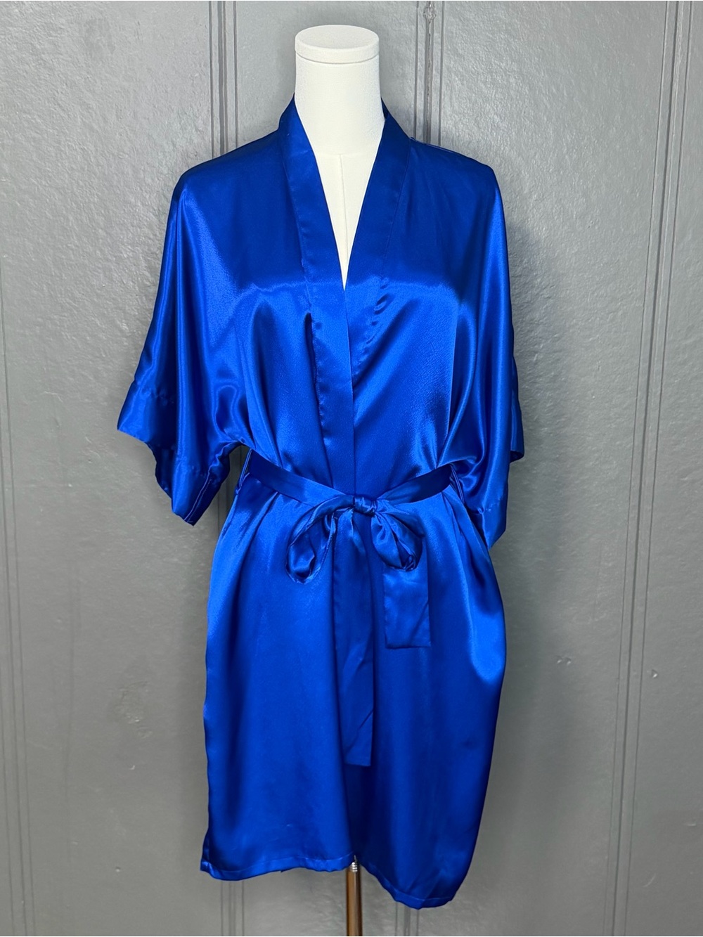 Vintage Fredrick’s of Hollywood Blue Kimono Robe